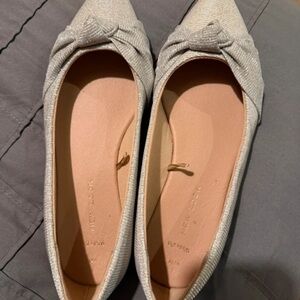 New Look Women's Shimmering Silver Flats